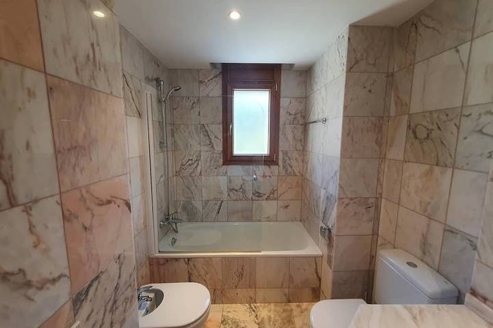 Appartement entier, 2C Nuria -apt -1 hab- 4 pers- piste-Pas de la in Pas de la Case, Encamp