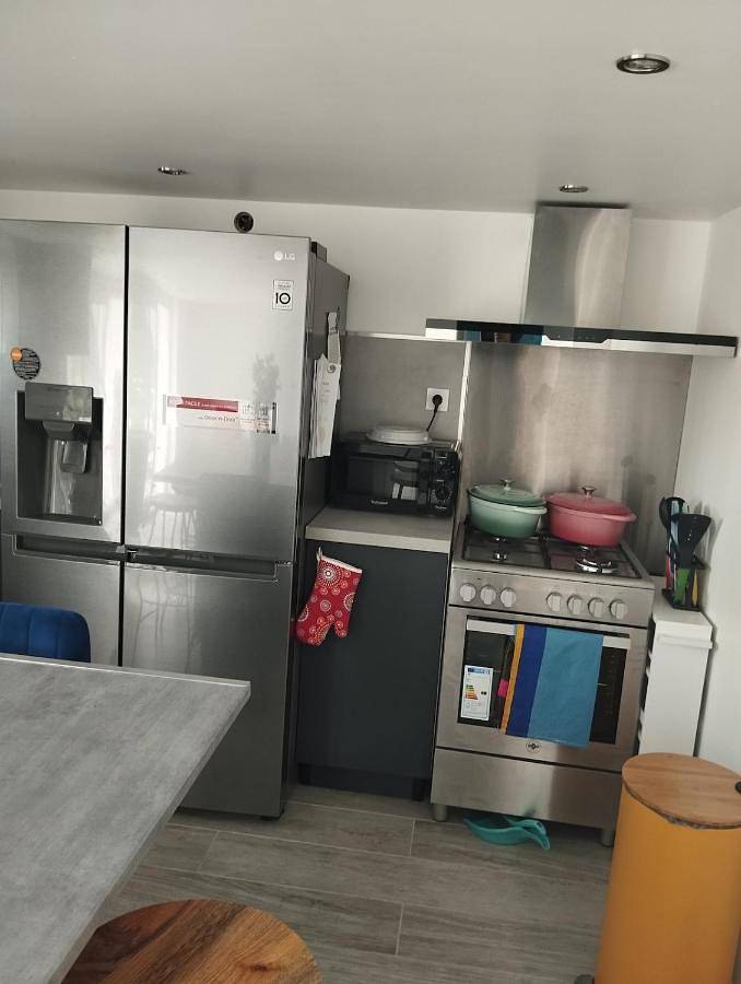 Appartement entier, Nice apartment 1 hour from Paris and 45 minutes from Orléans in Ferrières-en-Gâtinais, Région de Montargis
