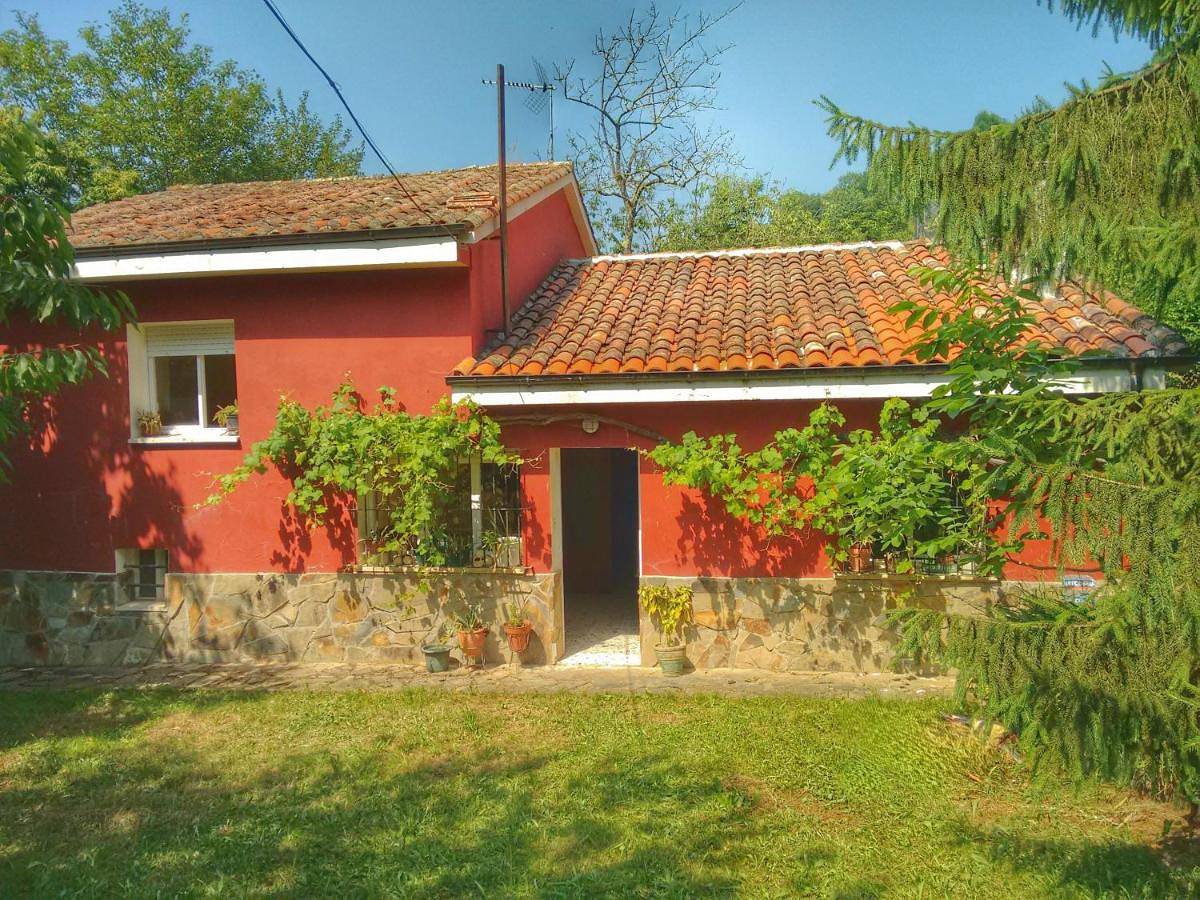 Casa en el Verde Valle in Sama de Grado, Grado