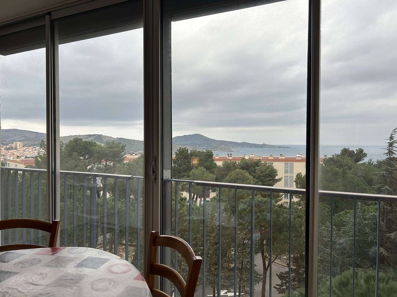 Entire apartment, Bright studio cabin for 4 in Banyuls-sur-Mer in La Côte Vermeille, Banyuls-sur-Mer