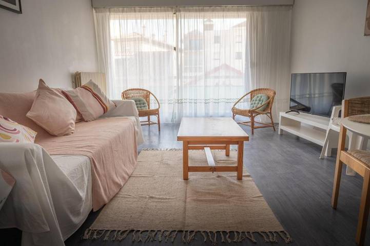 Gîte pour 2 personnes, avec balcon et vue dans Office De Tourisme D Arcachon