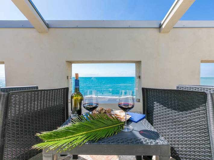 Ferienwohnung für 8 Personen, mit Terrasse und Ausblick in Cecina - 4