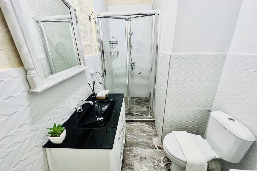 Entire apartment, Bright Loft in Center • Near Grand Master Palace in Valletta, Malta Island