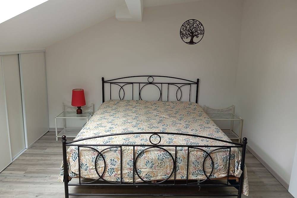 Apartamento entero, Near Bordeaux, quiet apartment with garden - Pets welcome in Bassens, Región de Burdeos