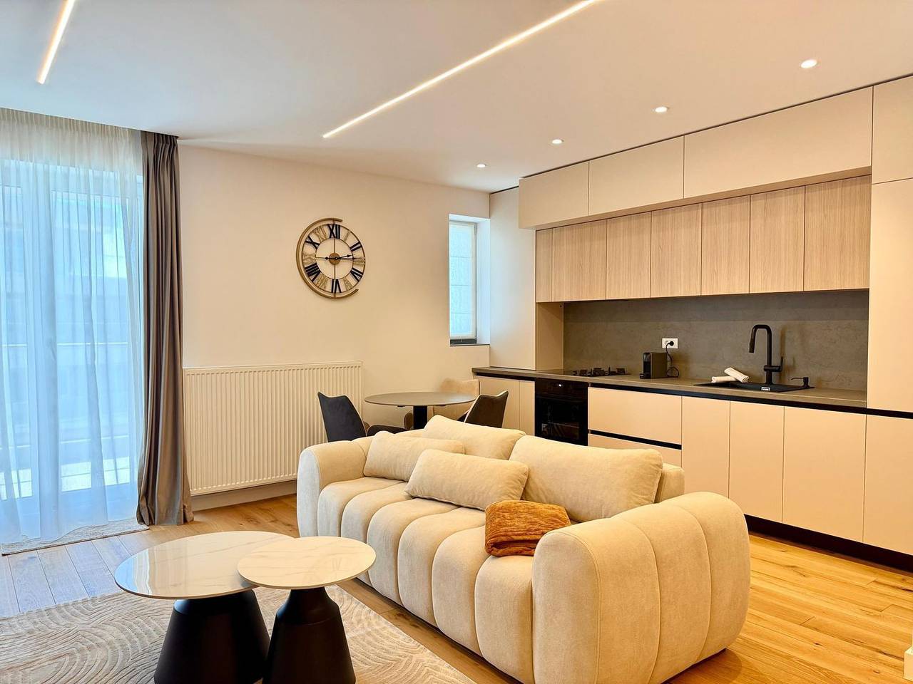 Apartamento entero, Stilvolles Apartment am Pantelimon-See mit privatem Parkplatz in Ilfov (distrito)