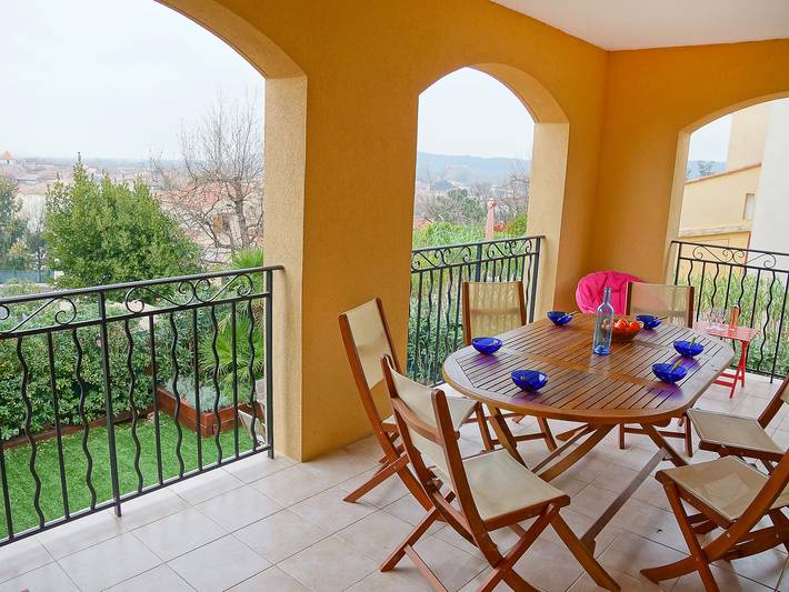 Ferienwohnung für 6 Personen, mit Balkon und Terrasse in Cogolin