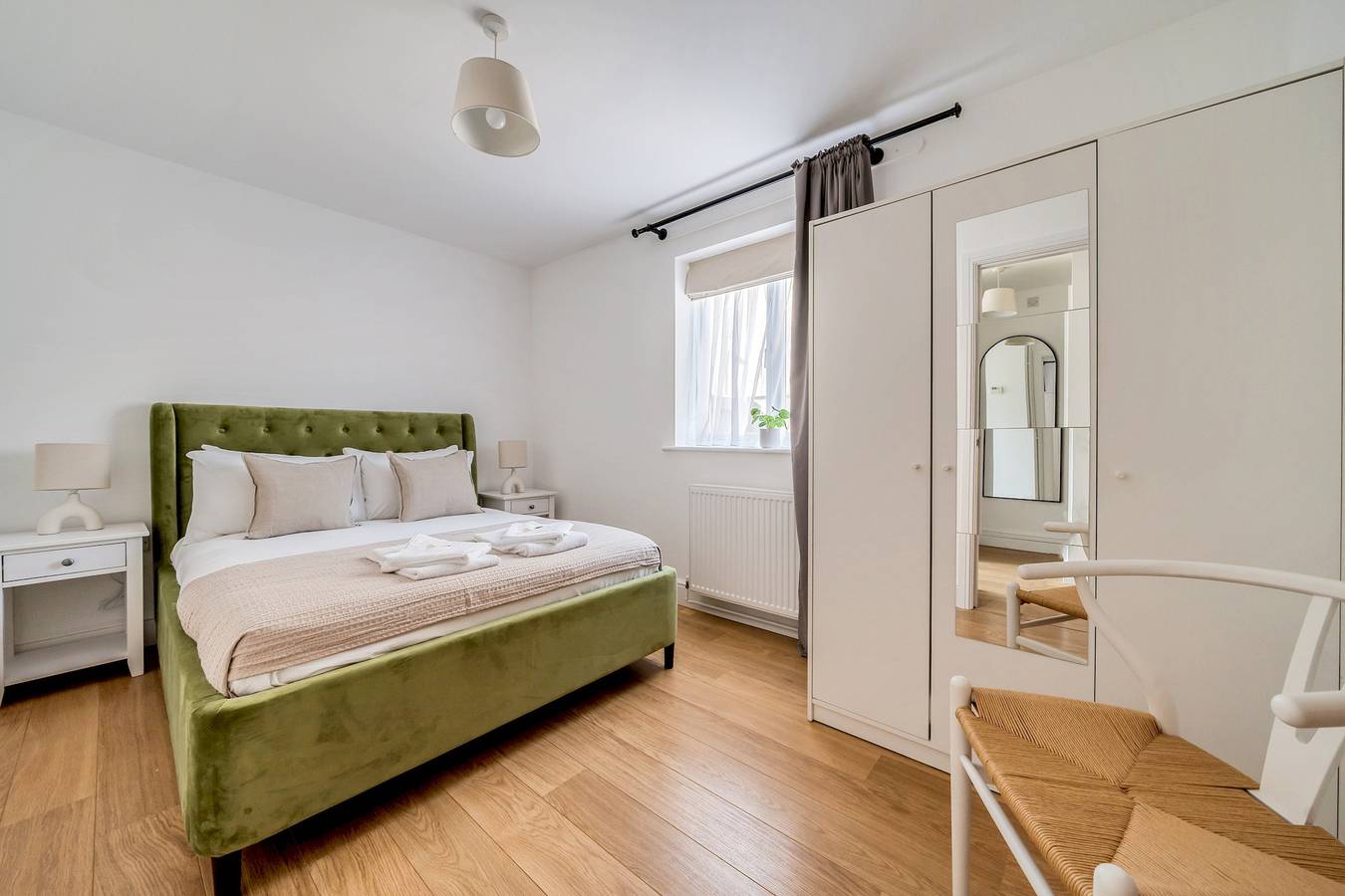 Entire apartment, Stylish 2 Bed Apartment + Parking - Oxford - Pass the Keys in Risinghurst and Sandhills, Oxford