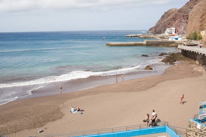 Appartement entier, Appartement de vacances pour 4 personnes avec terrasse in Sardina del Norte, Gáldar