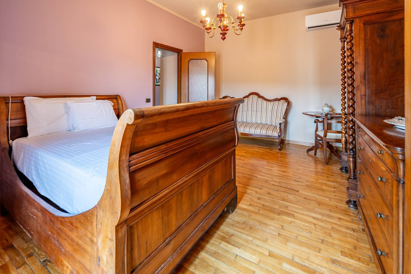 Apartamento inteiro, Dimora Berzia in Spiaggia cherasca, Alba