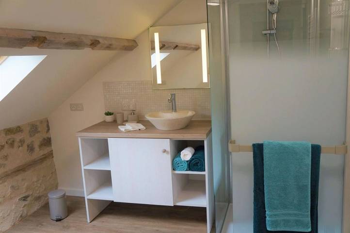 Location de vacances pour 2 personnes, avec vue et jardin à La Croisille-sur-Briance - 4