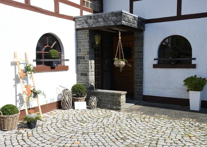 Ferienwohnung für 5 Personen, mit Balkon und Terrasse sowie Garten in Rurberg - 2