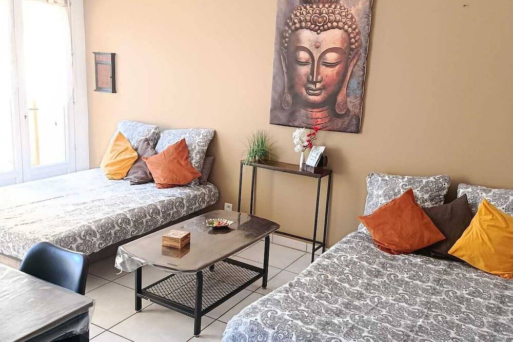 Appartement entier, Le Namaste Charmante maisonnette climatisée de 45 m² in Brasles, Aisne