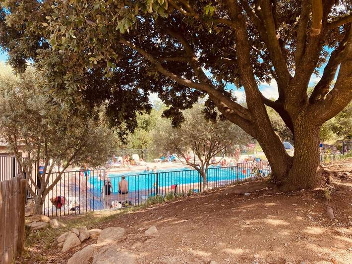 Location de vacances pour 7 personnes, avec piscine et jardin ainsi que vue et bassin pour enfant à Grane - 3