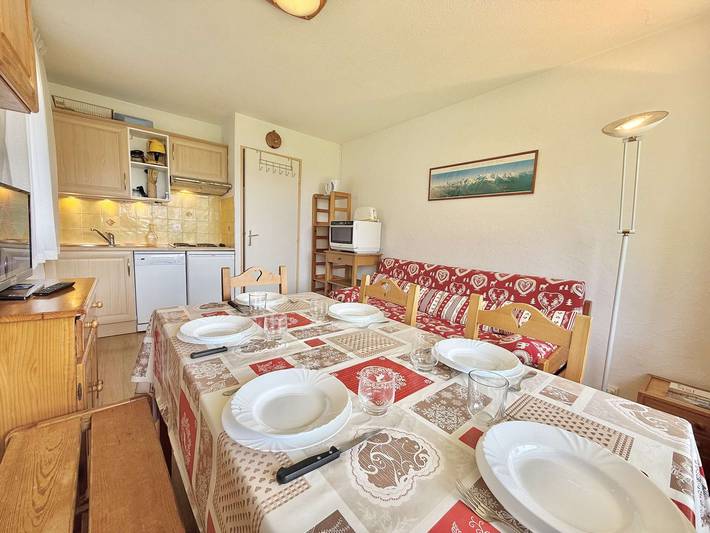 Appartement entier, 3 pièces avec terrasse et parking à Praz-Sur-Arly - 900m des pistes in Praz-sur-Arly, Pays du Mont-Blanc