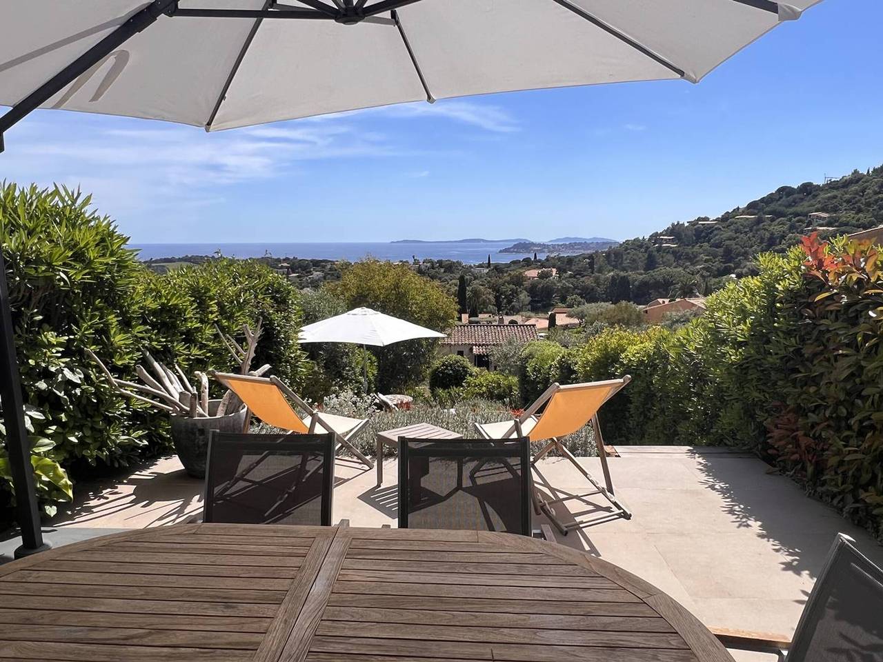 Mas 2 chambres avec piscine, tennis, parking et wifi in La Croix-Valmer, Région de Draguignan