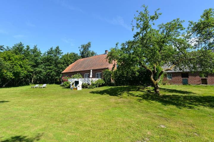 Ferienhaus für 6 Personen, mit Terrasse und Garten in Gelting