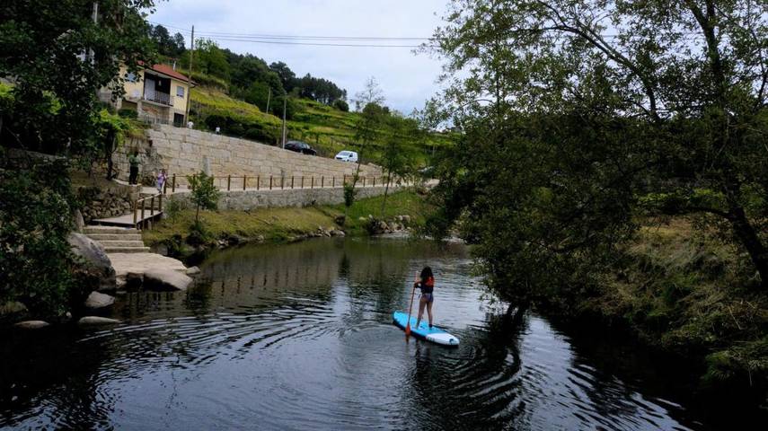 Location de vacances pour 4 personnes, avec vue et jardin dans Riba de Mouro - 2