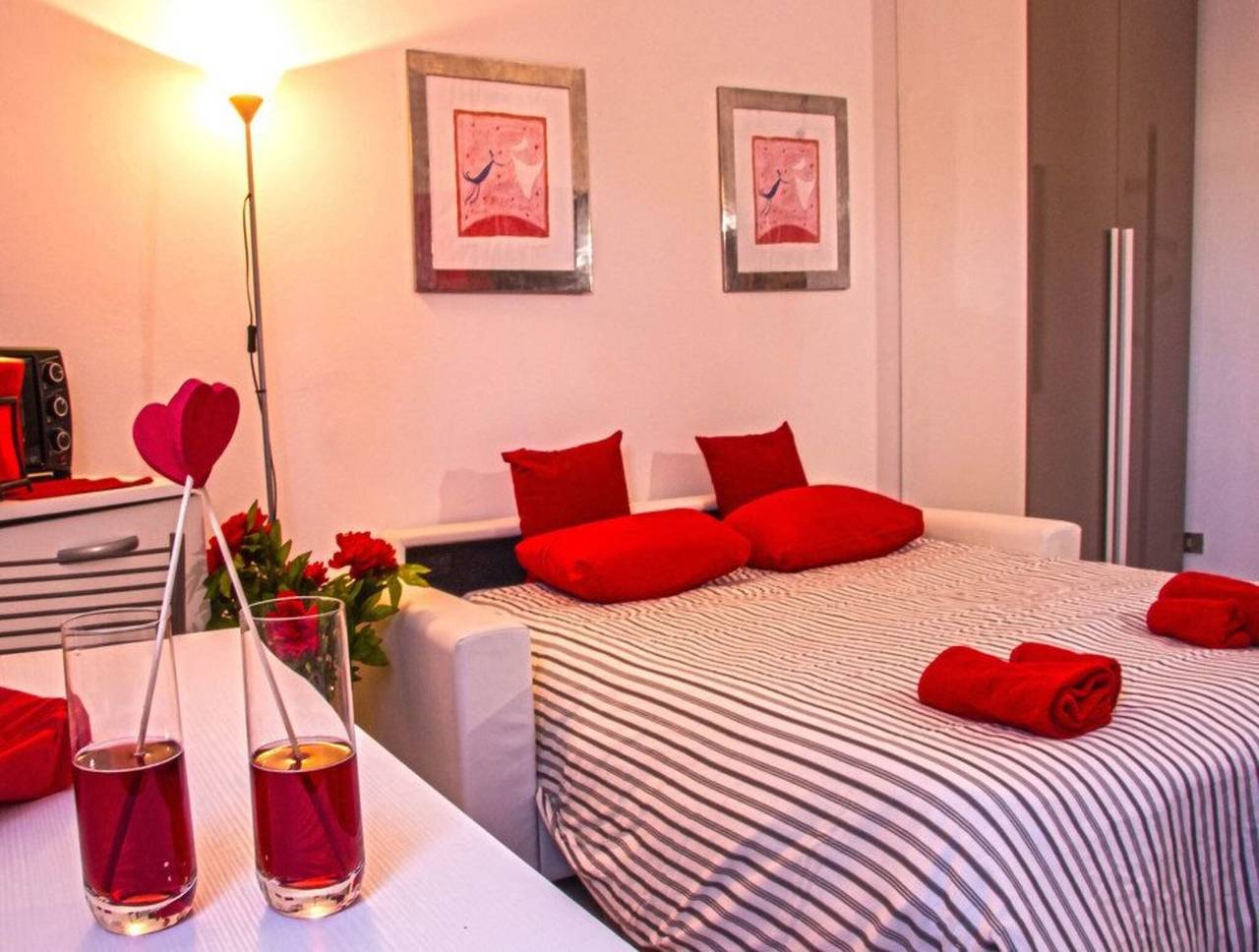 Appartamento intero, Luminoso monolocale "Le Cà De Boron Standard Relax Apartment", nel centro storico, Wi-Fi incluso in Montagnana, Provincia di Padova