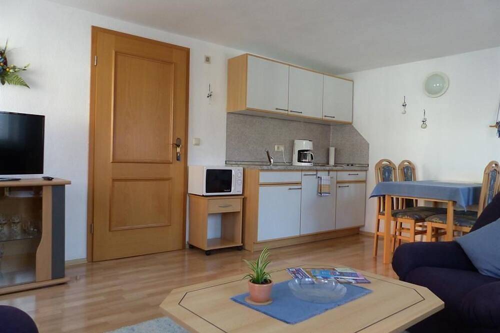 Ganze Wohnung, Haus Thaler - Ferienwohnung Nr. 1 in Bad Bayersoien, Bayerische Alpen