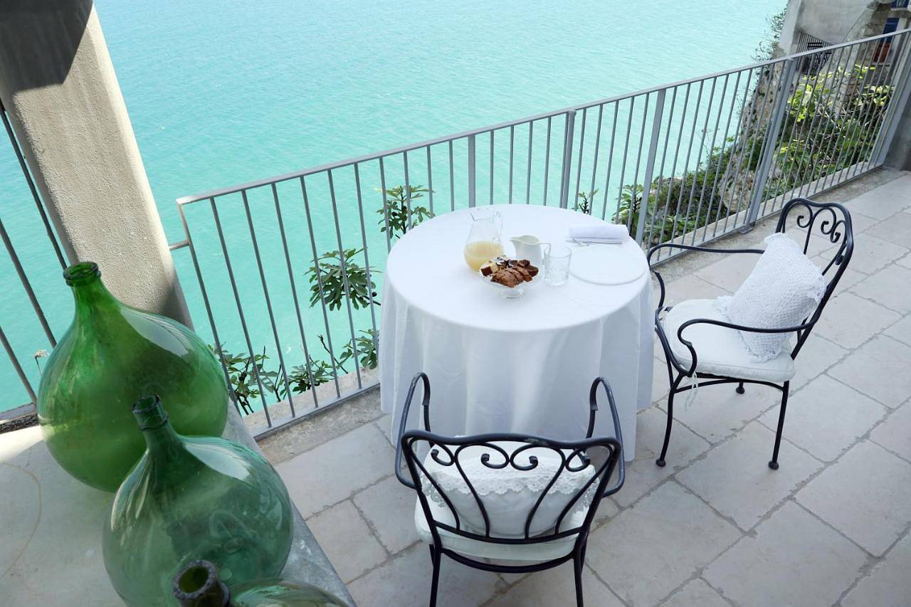 Large Double Room in Marina di Peschici (Peschici), Peschici und Umgebung