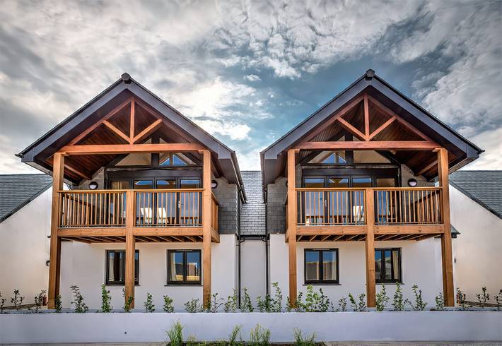 Villa for 6 people, with Balcony and Garden as well as Pool in England
