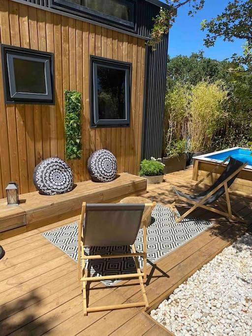 Gîte pour 4 personnes, avec Terrasse ainsi que Jardin et Piscine à Plan-d'Aups-Sainte-Baume - 3