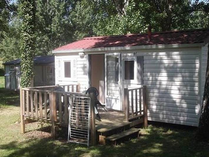 Mobil home pour 4 personnes, avec Bassin pour enfant à Villamblard