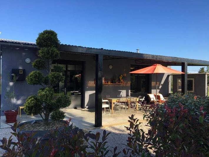 Gîte pour 4 personnes, avec Terrasse et Jardin