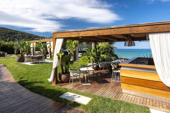 Resort für 6 Personen, mit Garten und Pool sowie Whirlpool, kinderfreundlich auf Elba - 3