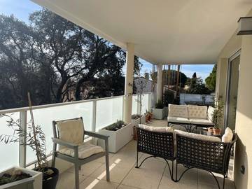 Gîte pour 4 personnes, avec vue et terrasse à Castries