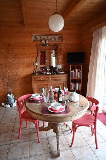 Gîte pour 2 personnes, avec jardin à Florenville