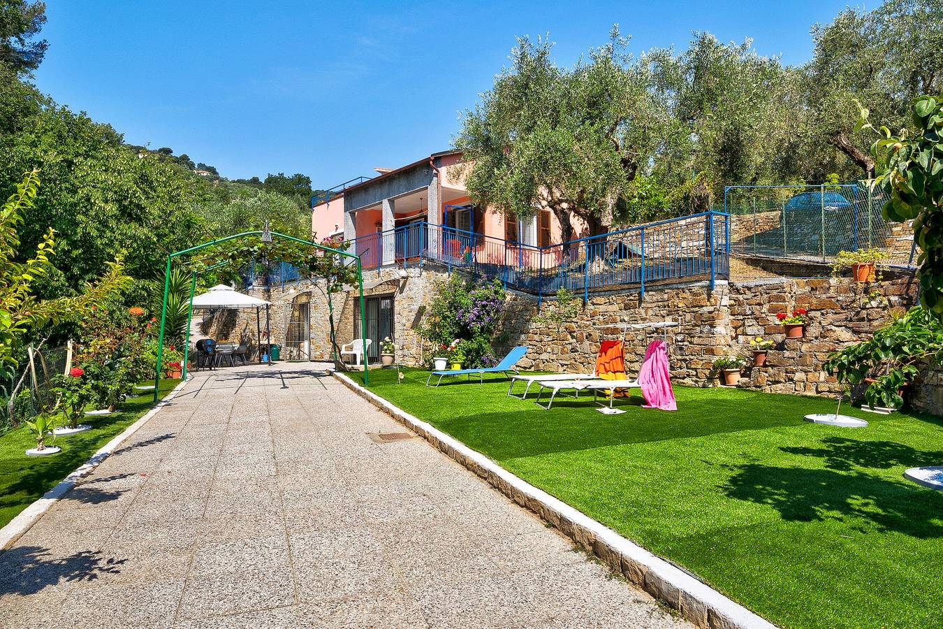 Apartamento "Casa Taggiasca" con jardín y Wi-Fi in Diano Marina Municipio, Riviera di Ponente