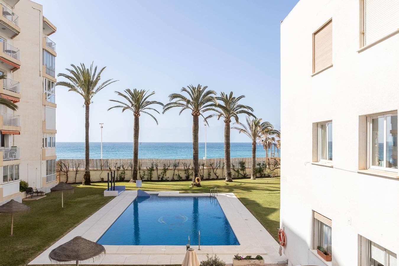 Entire apartment, Holiday Apartment 'A214 Chic Front Line' with Shared Pool, A/C & Wi-Fi in Playa de la Torrecilla, Nerja