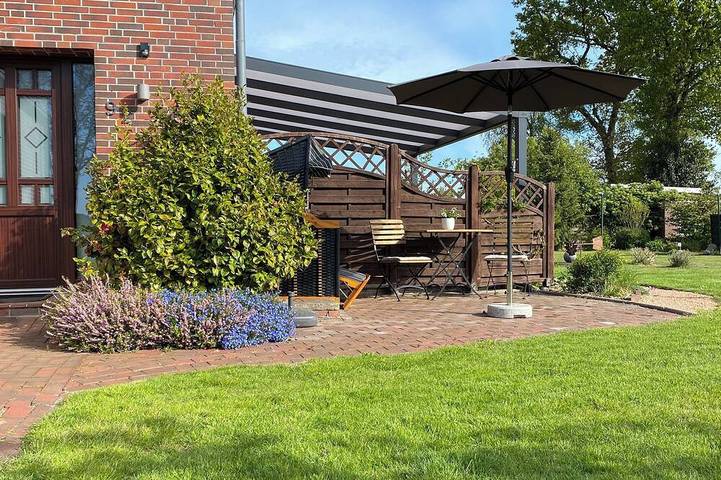 Ferienwohnung für 4 Personen, mit Terrasse und Garten sowie Sauna