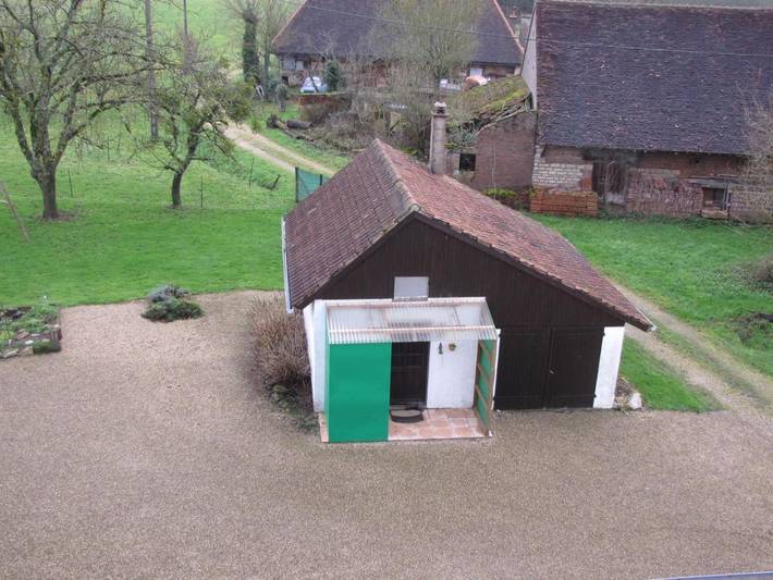 Gîte pour 4 personnes, avec vue ainsi que jardin et terrasse dans Bouhans