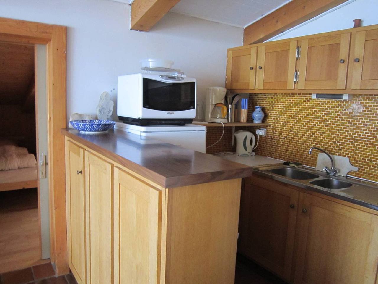 Entire apartment, 5-room apartment for 11 people in Les Gets, near slopes and shops in Les Gets, Les Portes du Soleil