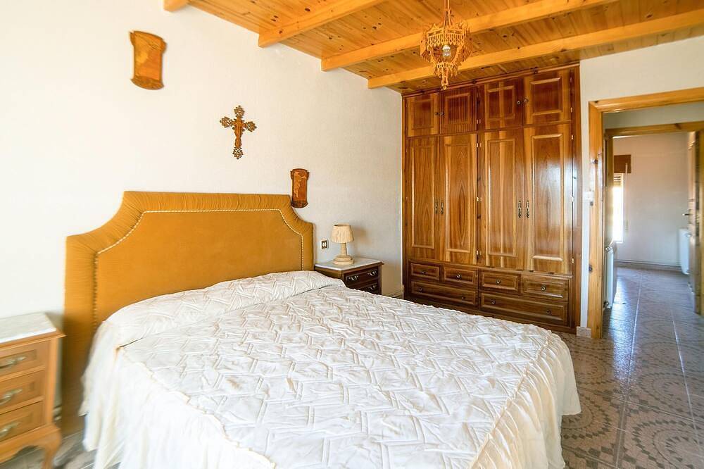 5 bedroom nice home in Villarrín de Campos in Villarrín de Campos, Province de Zamora