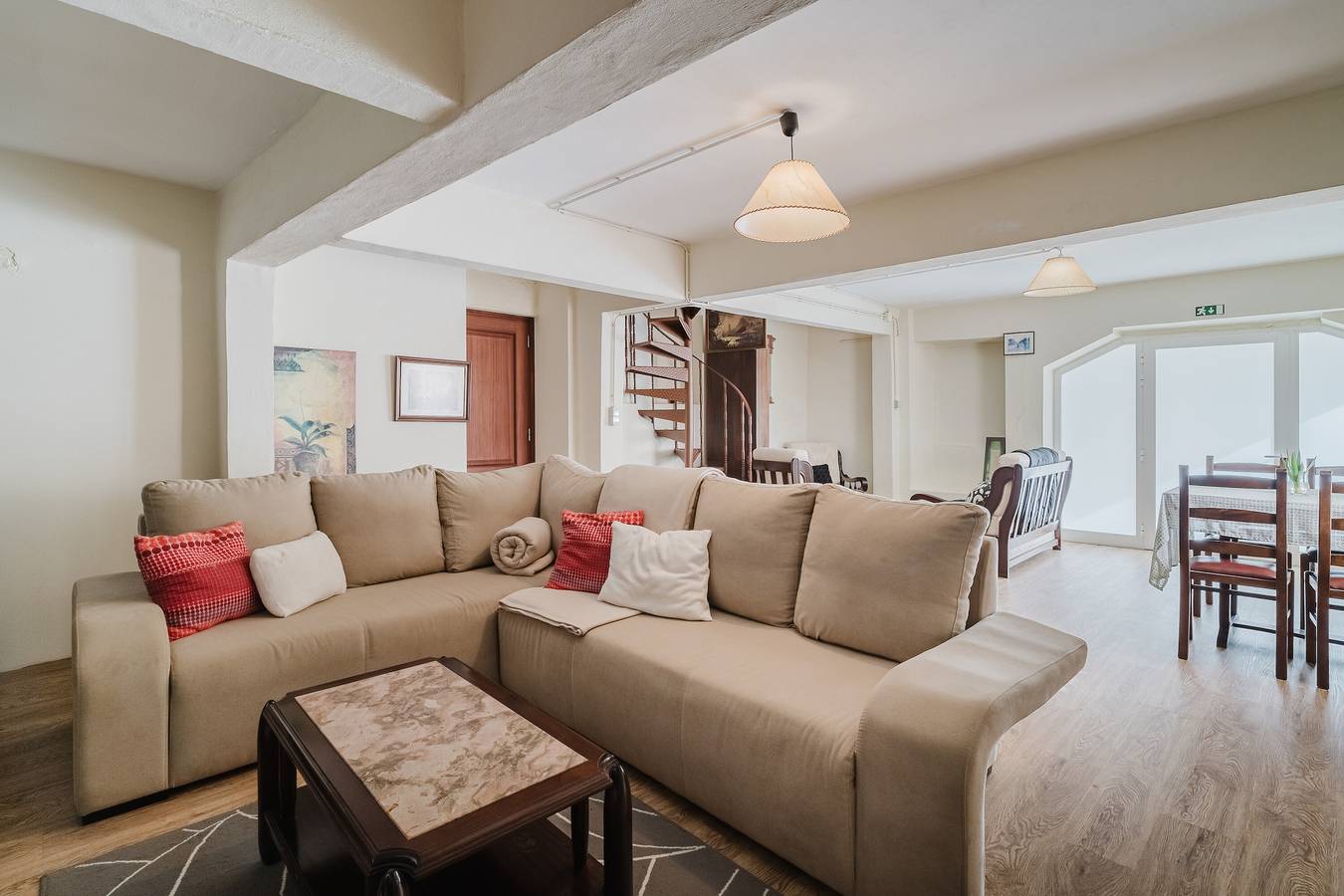 Villa 'The Beauty Of Simplicity' mit privatem Pool, Wi-Fi und Klimaanlage in Gondifelos, Gondifelos, Cavalões e Outiz