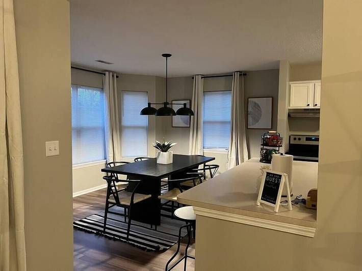 Vacation rental for 8 people, with yard and balcony in Hamilton County