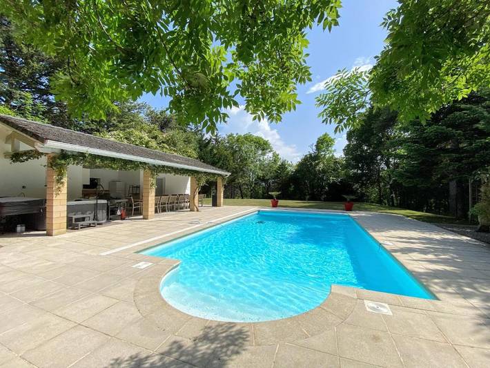 Location de vacances pour 2 personnes, avec jardin ainsi que jacuzzi et piscine à Mirepoix - 2