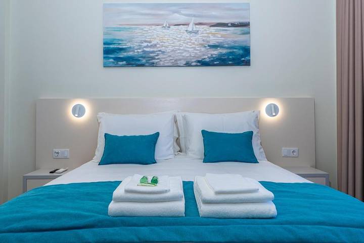 Location de vacances pour 2 personnes, avec Balcon et Terrasse ainsi que Jacuzzi et Jardin dans Refóios do Lima - 2