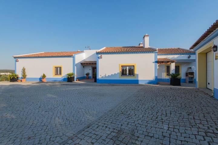 Casa rural para 8 personas, con vistas y vistas al lago además de jardín y piscina en Évora - 3
