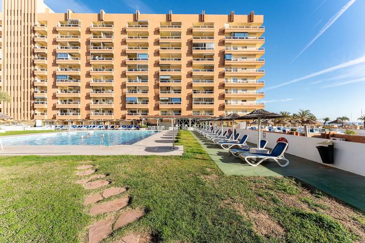 Apartment for 4 people, with balcony and children pool in Fuengirola Centre
