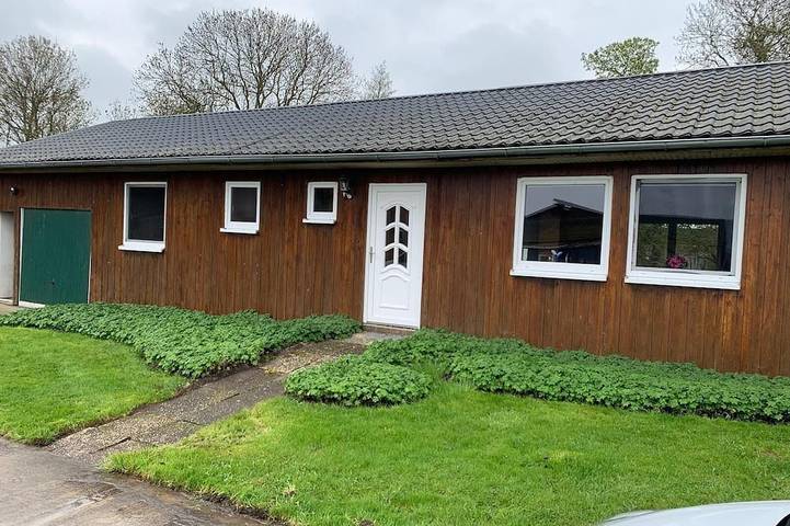 Bauernhof für 6 Personen, mit Terrasse, mit Haustier in Butjadingen