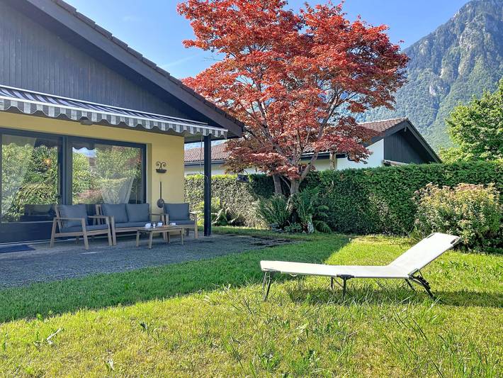 Vacation house for 4 people, with Terrace and Yard in Lake Geneva