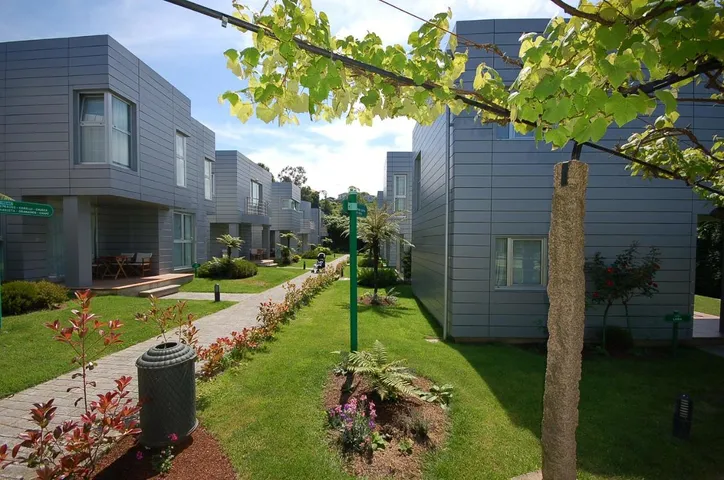 Appartement de vacances pour 2 personnes, avec vue ainsi que piscine et jardin - 1