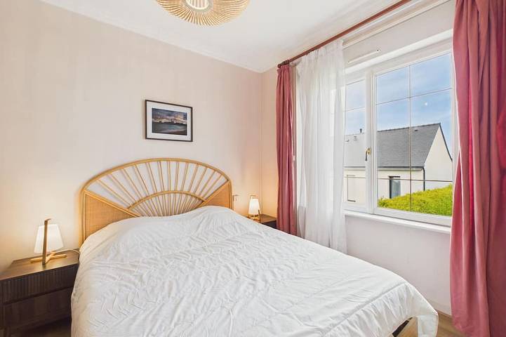 450 m de la playa, casa para 2 adultos y 2 niño in Brignogan-Plage, Región de Brest
