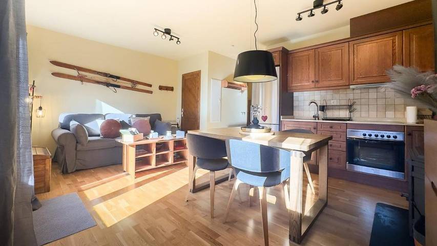 Gîte pour 4 personnes, avec Terrasse ainsi que Jardin et Vue à Latour-de-Carol - 4