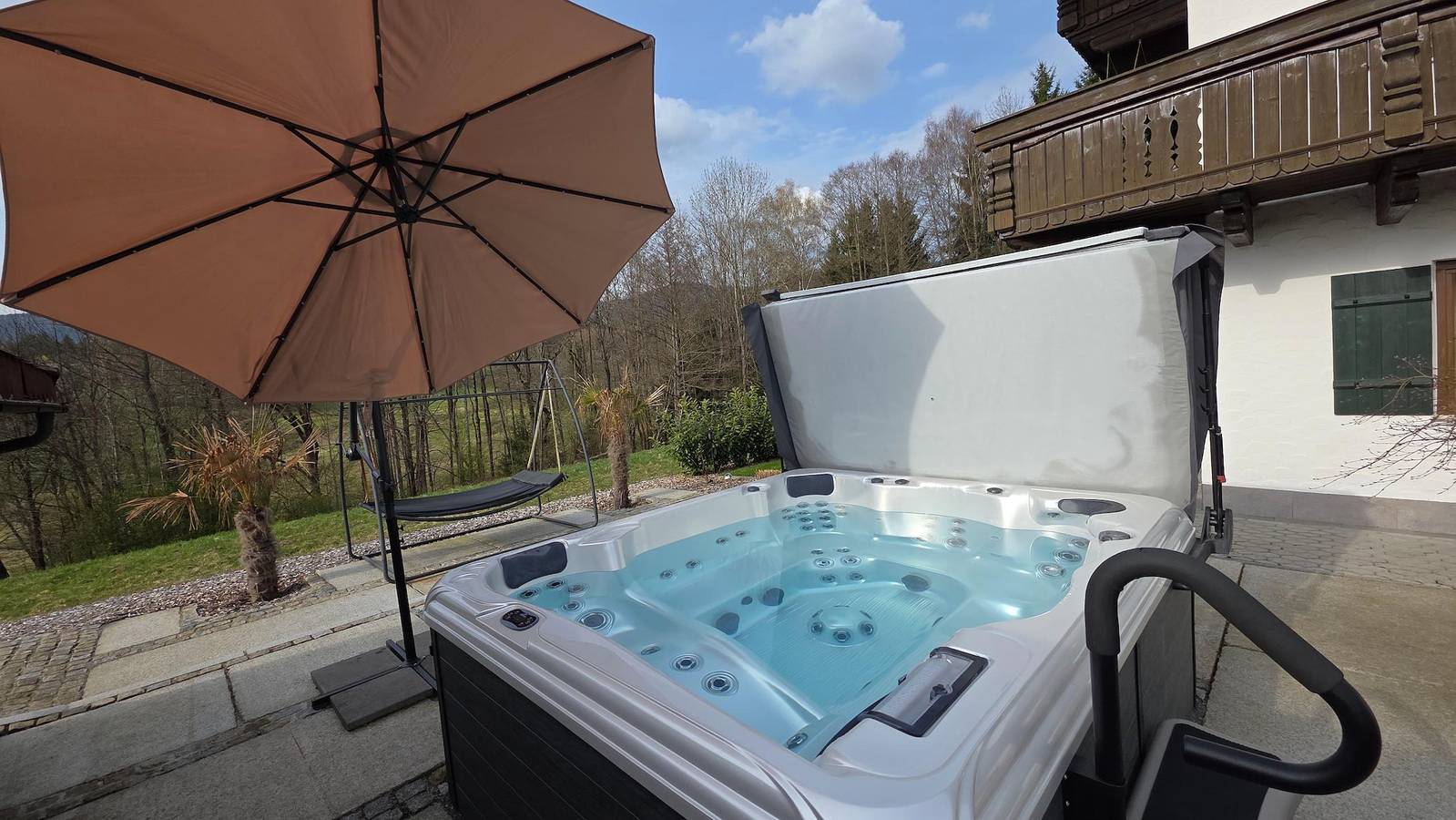 Ferienwohnungen Baur - Ferienwohnung Bachrauschen (65qm) für 4 Personen mit Terrasse in Arnbruck, Ostbayern