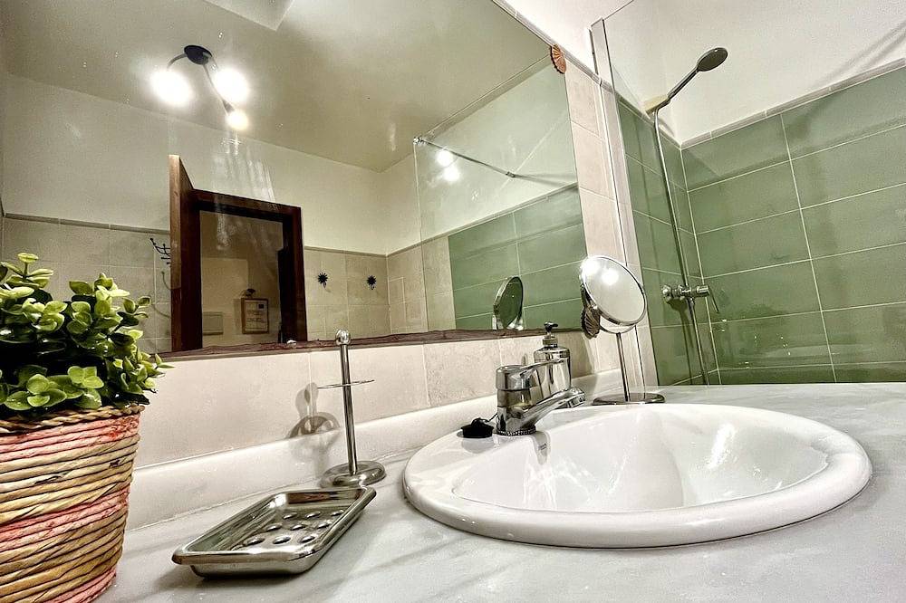 Entire apartment, La Chumbera high rent ideal for couples in San José (Almeria), Níjar